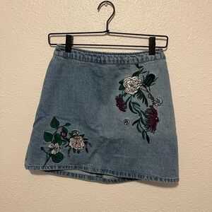 H&M Light Blue Denim Mini Skirt with Floral Embroidery